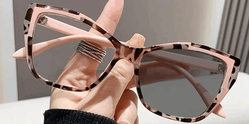 women blue light blocking eyeglasses