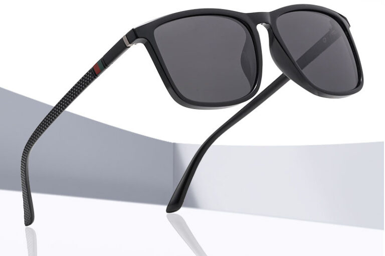 Classic Square Polarized Sunglasses