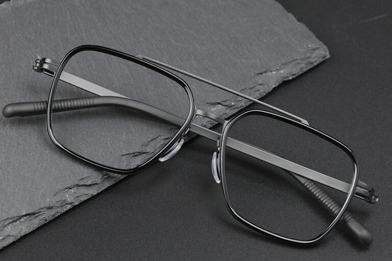 Linde Titanium Double-Bridge Eyeglass