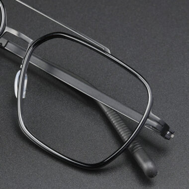 Linde Titanium Double-Bridge Eyeglass