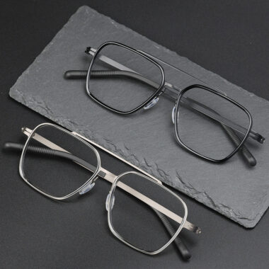 Linde Titanium Double-Bridge Eyeglass