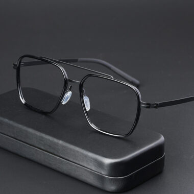 Linde Titanium Double-Bridge Eyeglass