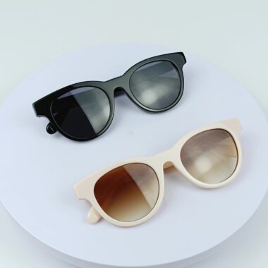 White Frame Cat-Eye Sunglasses