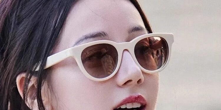 White Frame Cat-Eye Sunglasses