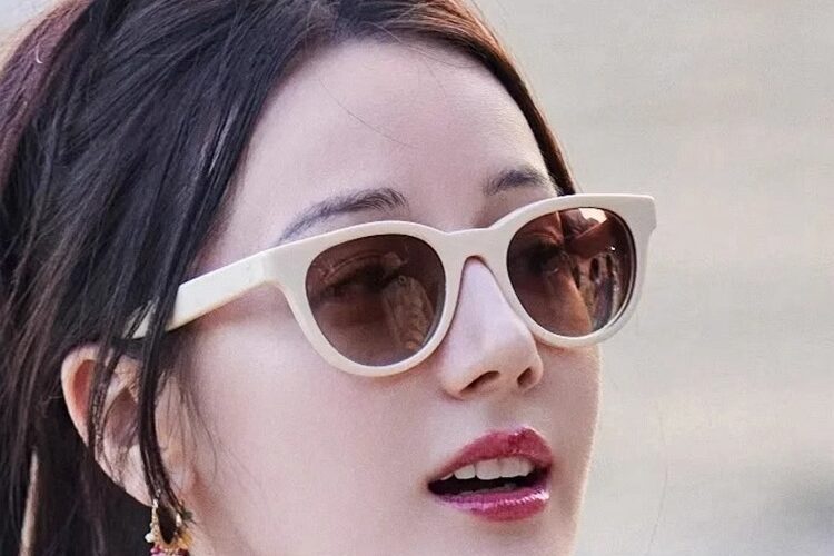 White Frame Cat-Eye Sunglasses