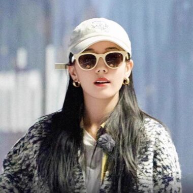 White Frame Cat-Eye Sunglasses