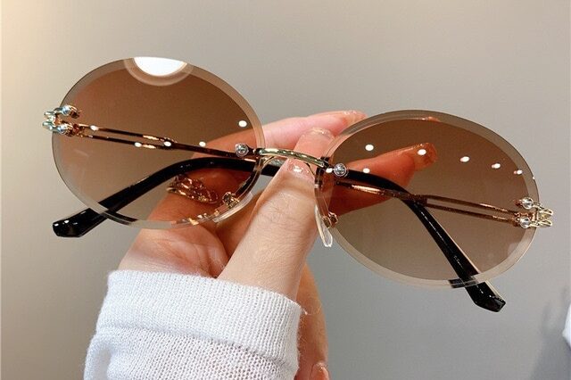 Frameless Oval Gradient Sunglasses