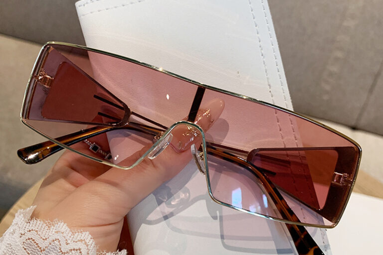 Y2K Punk Metal Rectangular Sunglasses