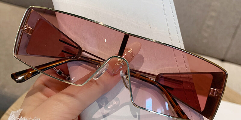 Y2K Punk Metal Rectangular Sunglasses