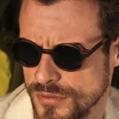 Small round frame sunglasses