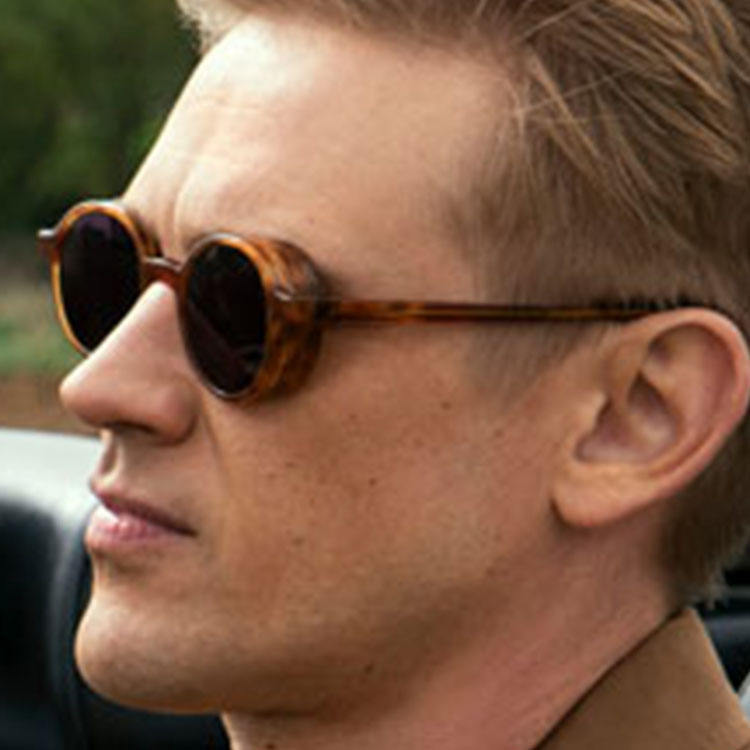 Small round frame sunglasses