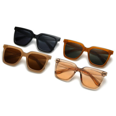 Large frame square sunglasses